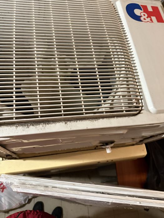 Кондиционер с двумя наружными блоками