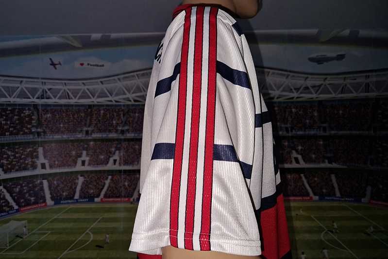 Bayern Monachium Adidas Official Replica 1999-00 away size: L-XL