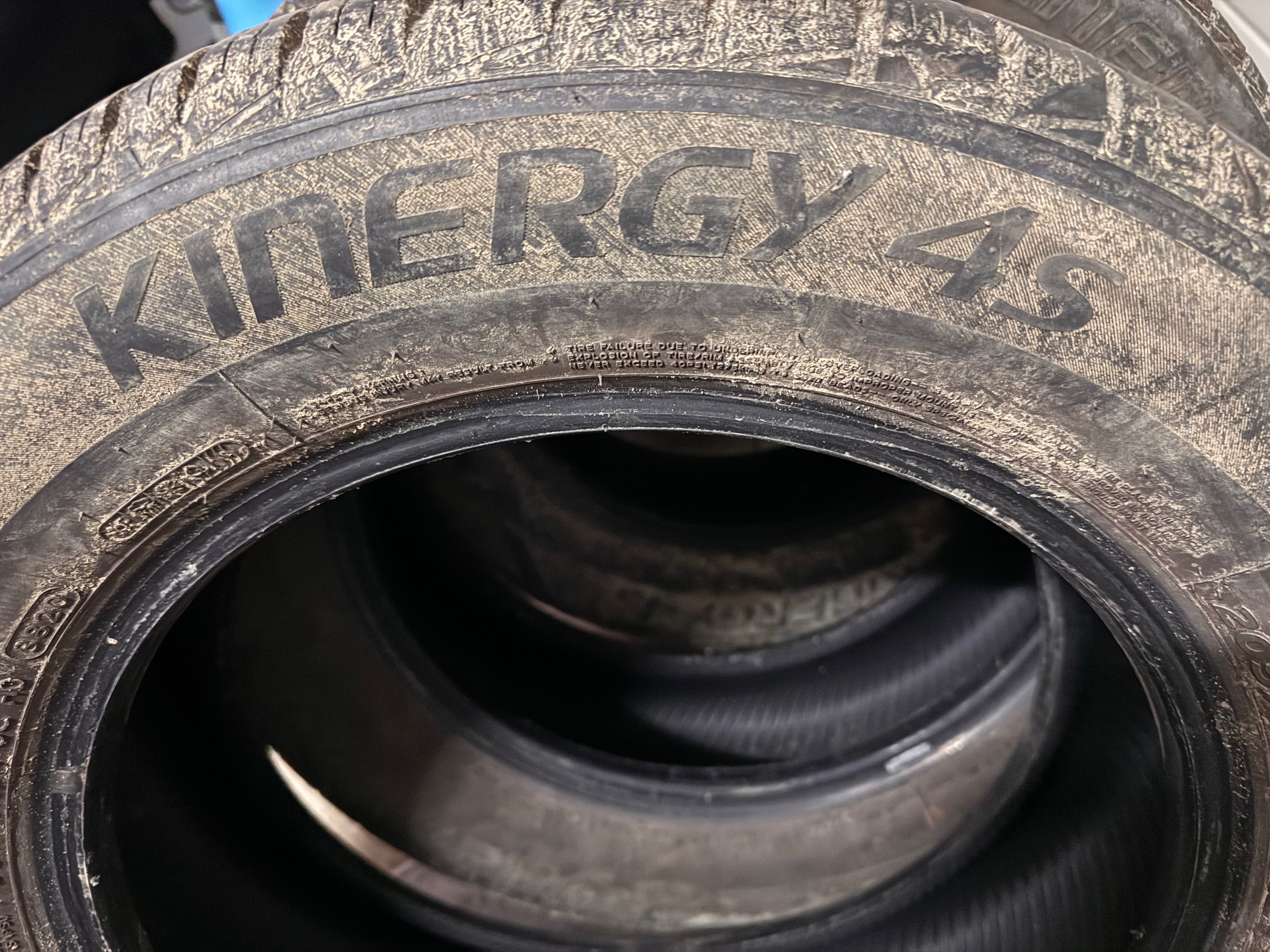 Komplet opon całorocznych Hankook 205/60R16