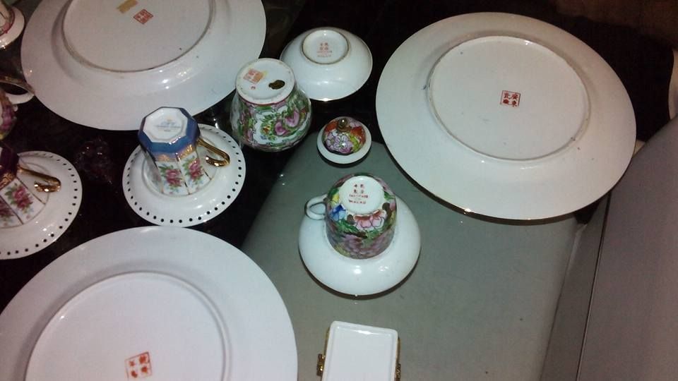 Conjunto 20 peças de faiança chinesa fabricado em MACAU etc..