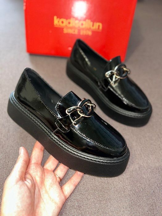 Лакові лофери 36р (туфлі весняні черевики 2025)