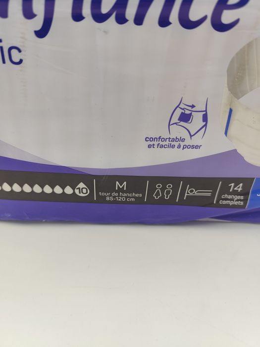 Hartmann Confiance Elastic M  opakowanie otwarte 12 sztuk