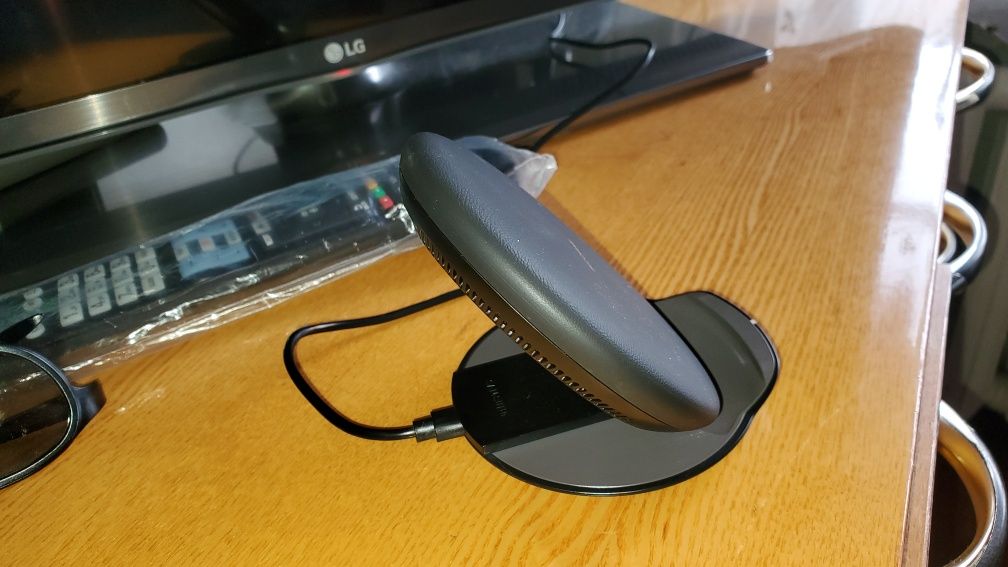 Безпровідна зарядка від Samsung