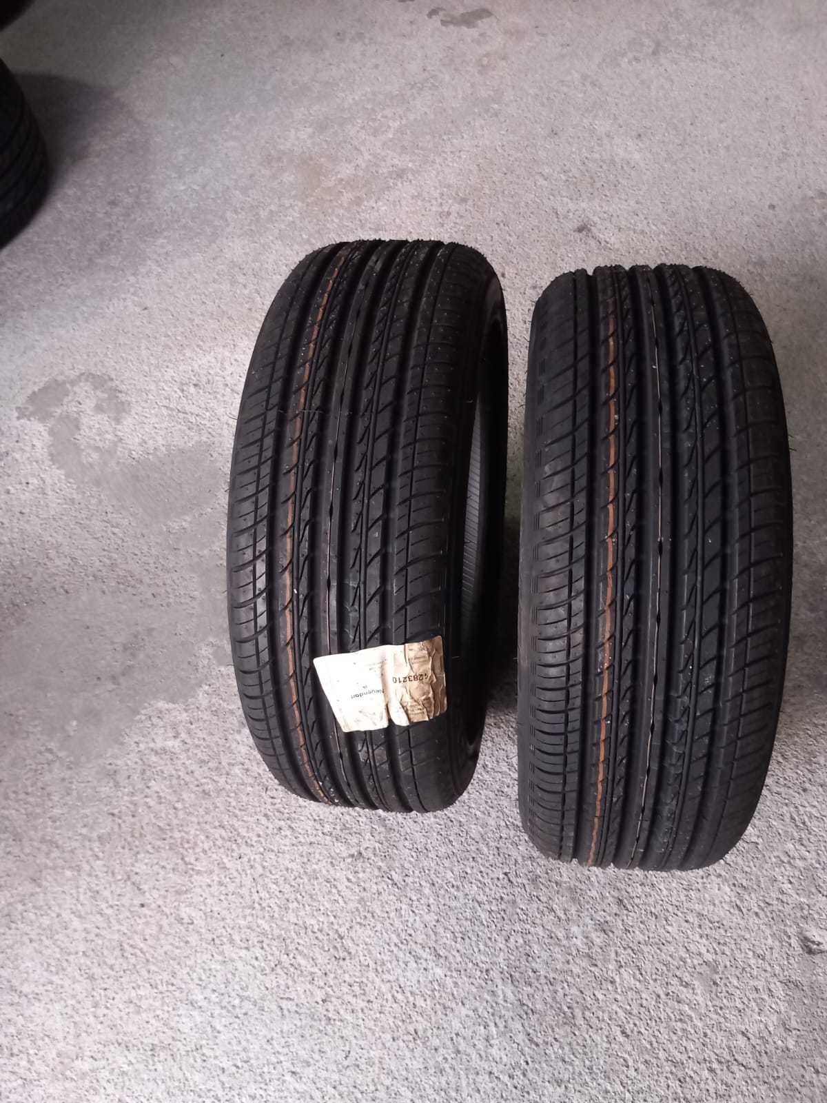 2 pneus Novos Toyo 175/55R15 Smart