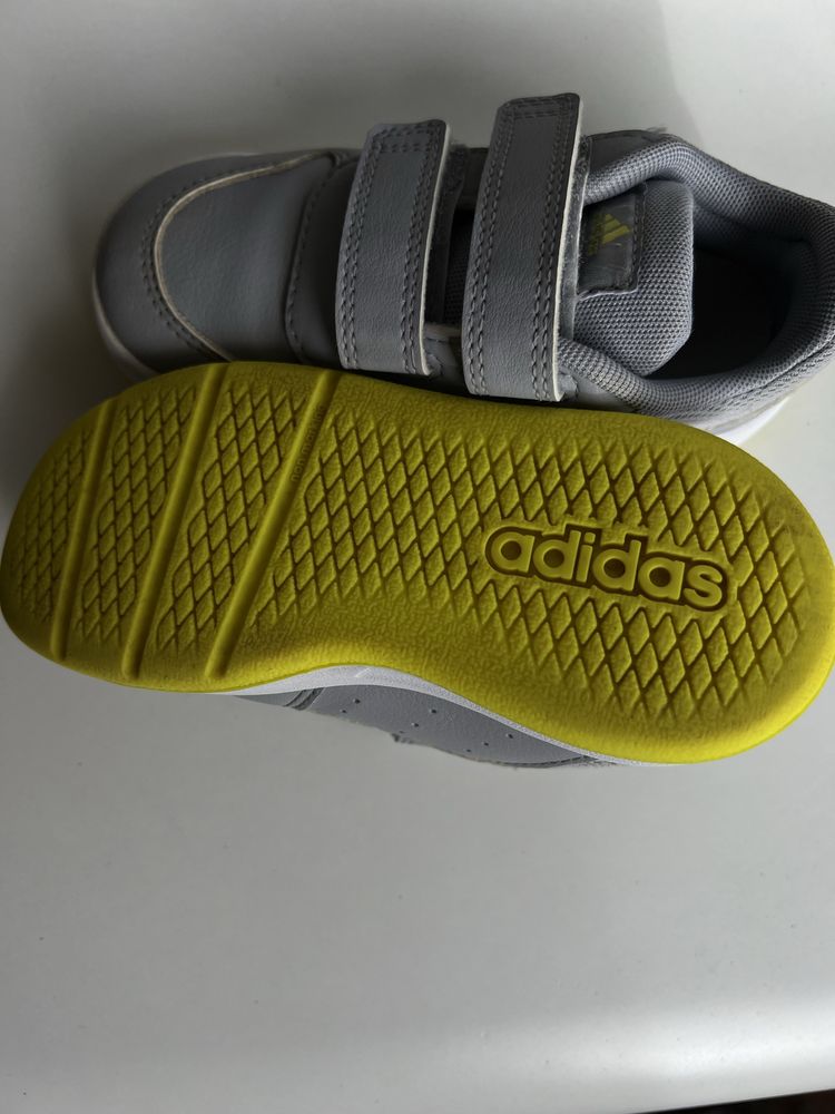 кросівки Adidas дитячі оригінал
