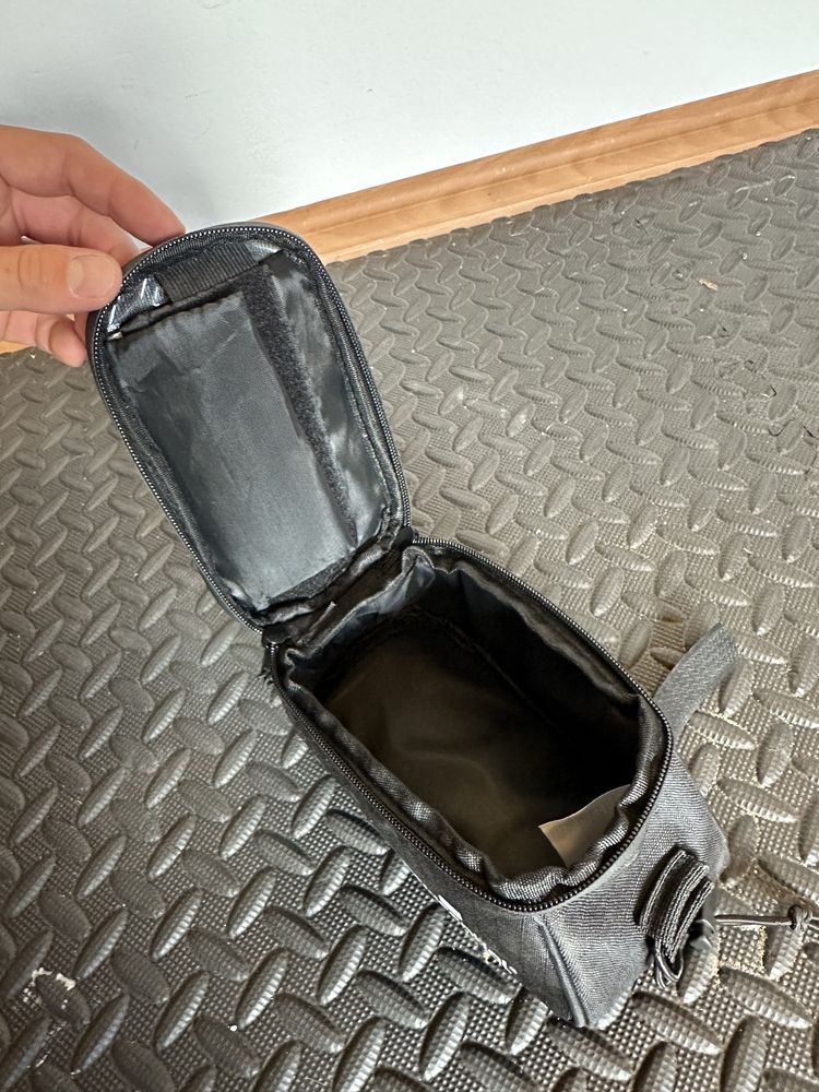Sakwa rowerowa na telefon Newcential