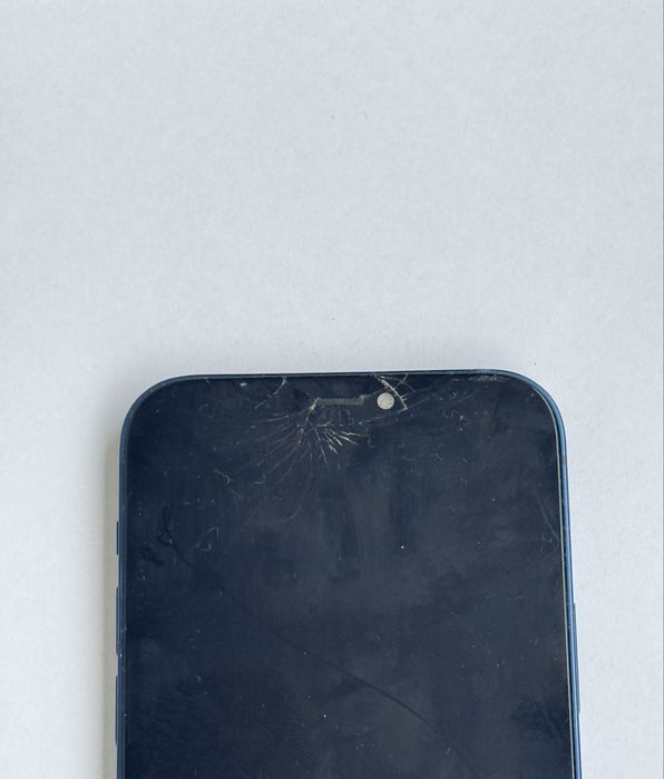 iPhone 12 — 64GB — Tudo OK (sem Face ID) — 125€