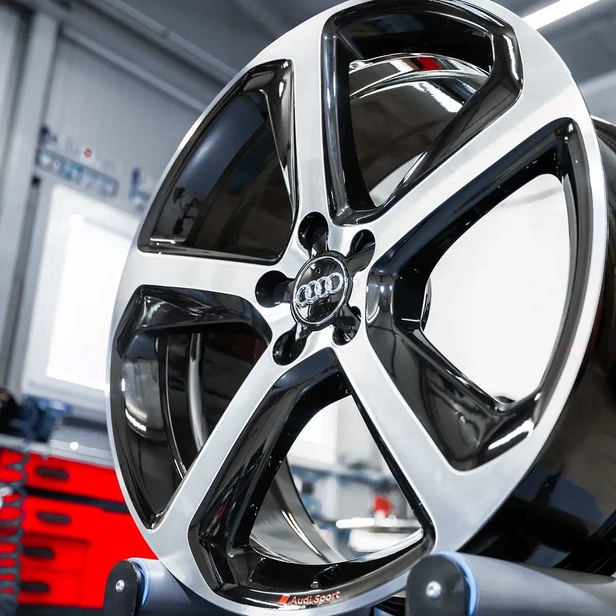 NOWE Felgi Audi 20 A4 A5 A6 A7 A8 Q3 Q5 Q7 TT