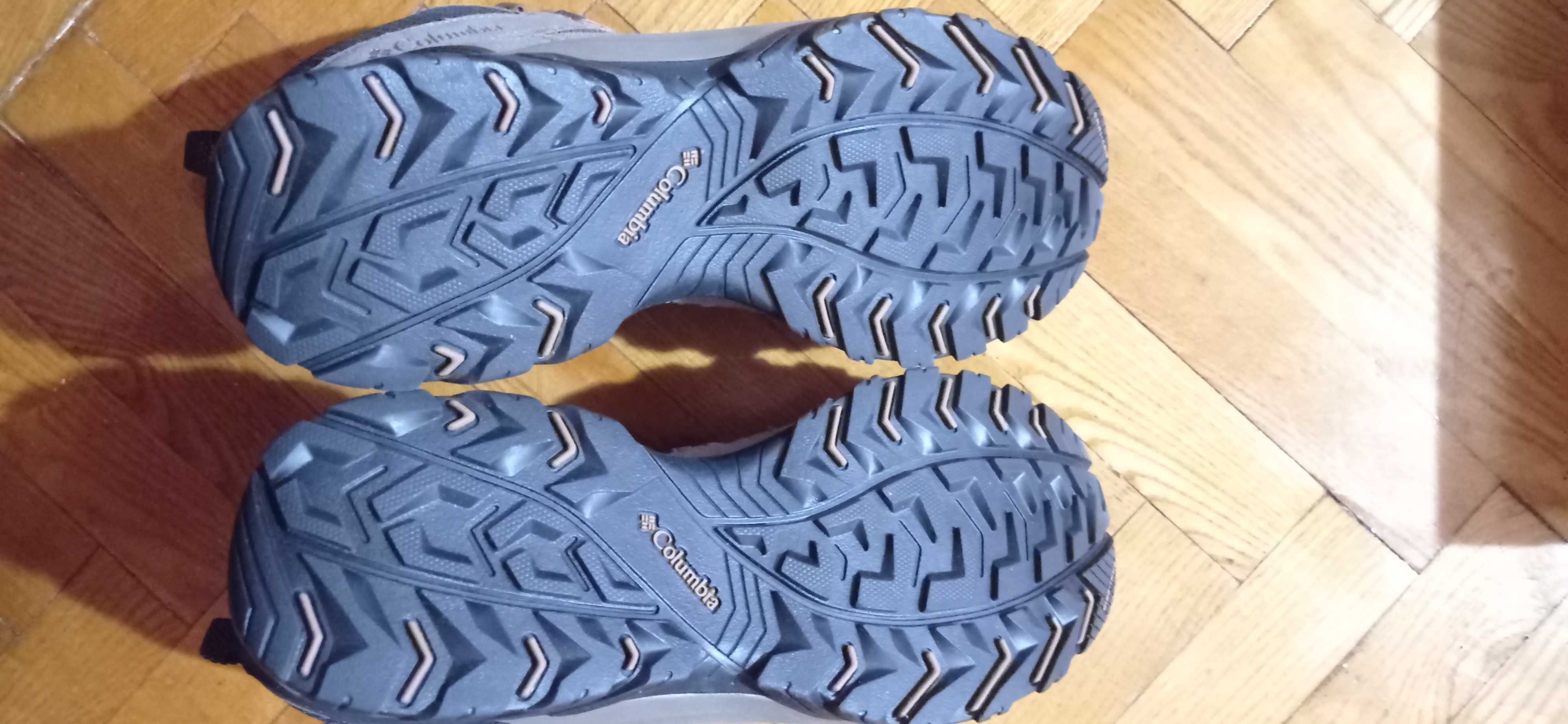 Кросівки, ботінки Columbia Redmond III Mid Waterproof
