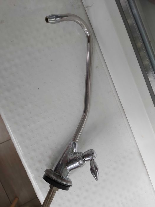 Кран для фільтра води б/у