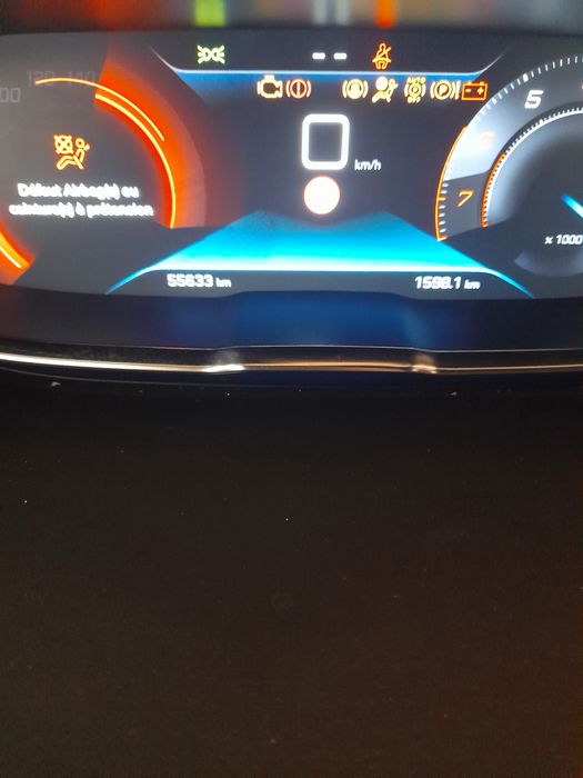 5008 GT-LINE 2020 ROK 7 osób 1.2 130KM 55 tys km LED,NAVI ALU 18 ca