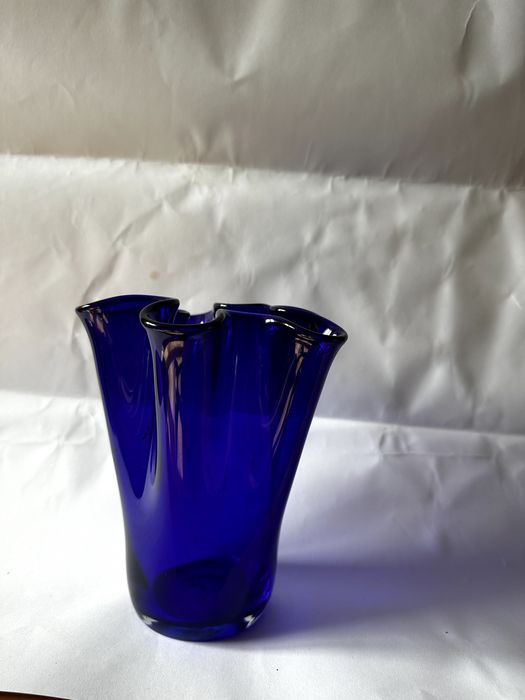 Kobaltowy wazon PRL