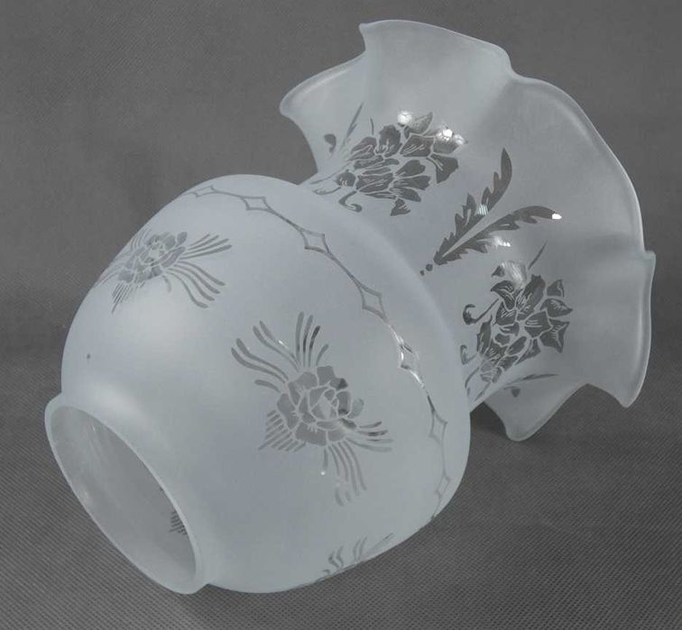 Biały TULIPAN klosz LAMPA NAFTOWA secesja 8,7 cm