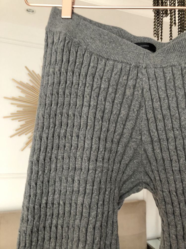 Reserved dzianinowe spodnie dresowe szare joggery legginsy splot