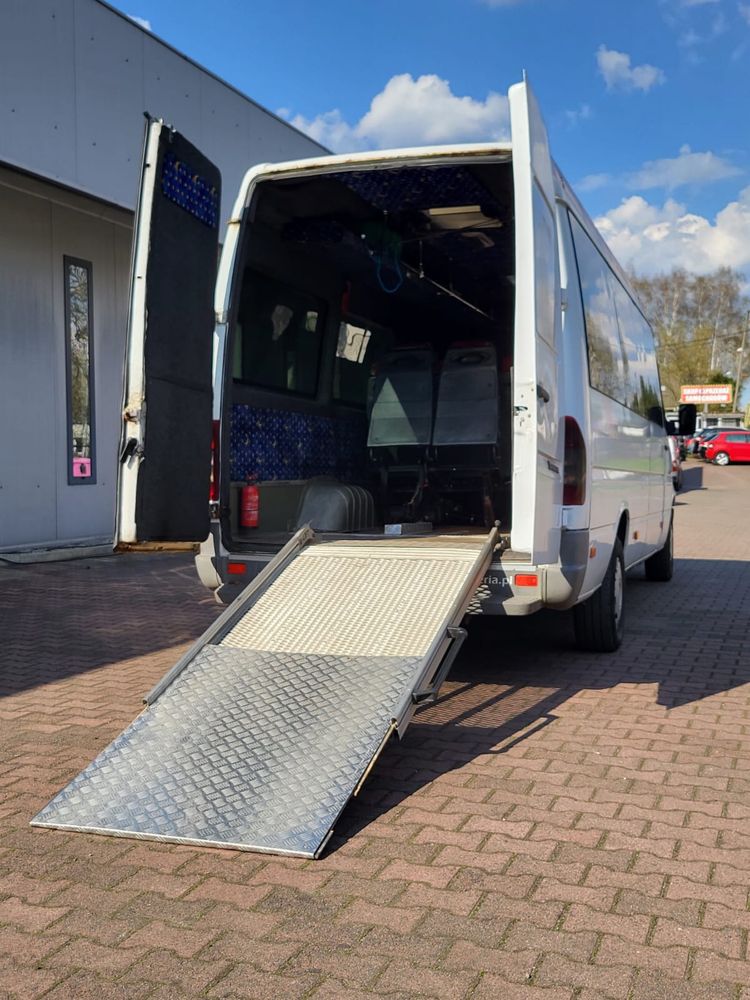 Mercedes Sprinter 2.2cdi 9osobowy MAXI, najazd