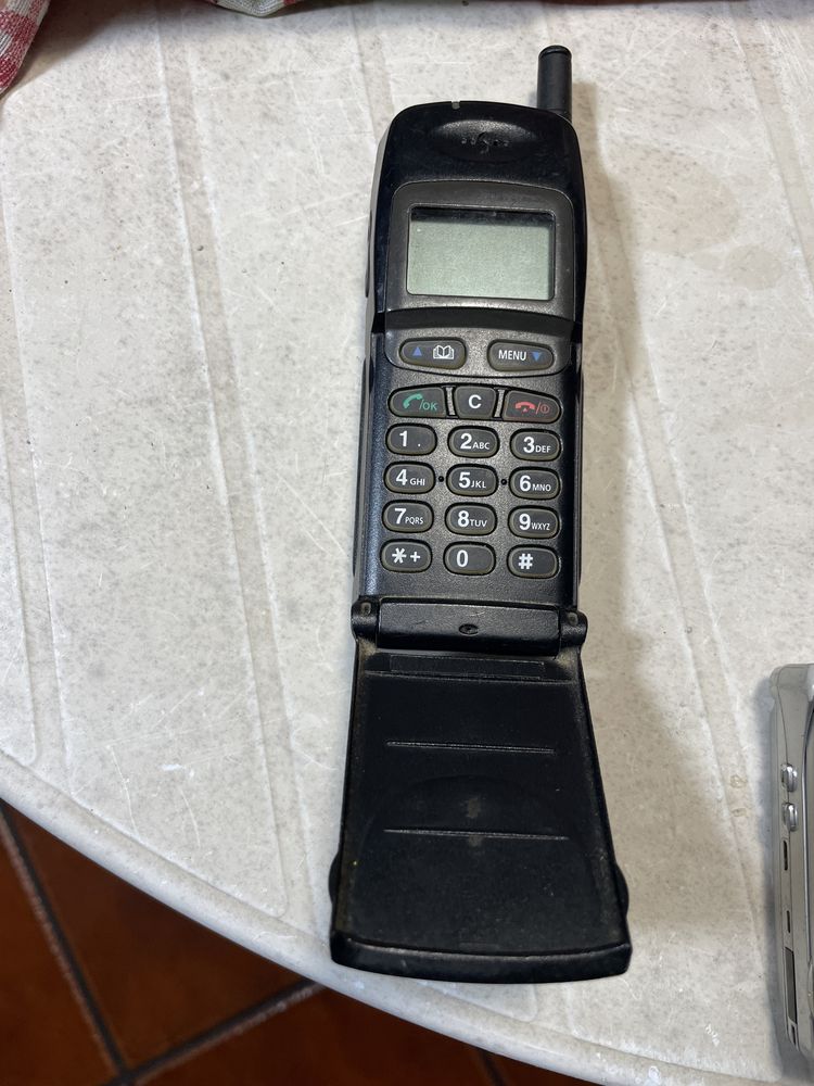 Varios telemoveis