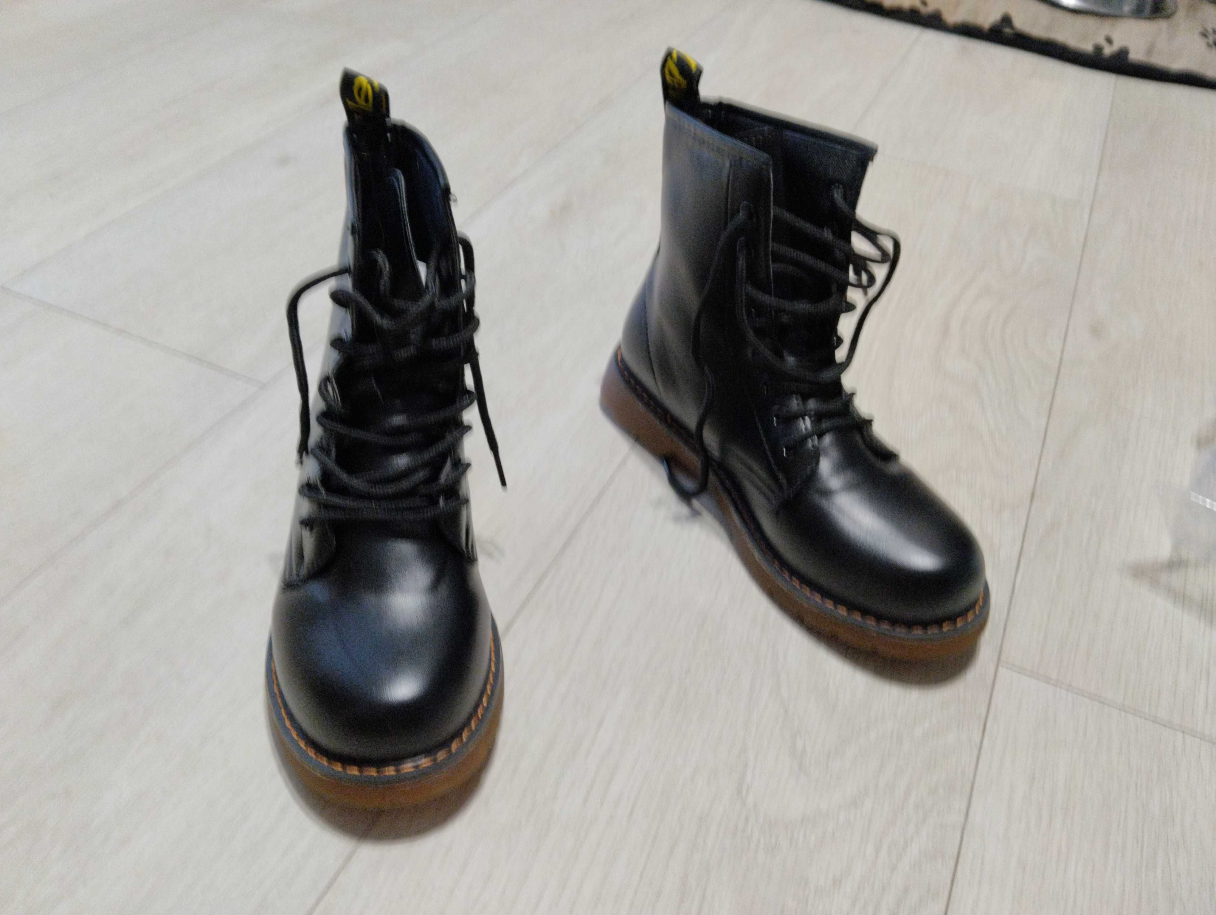 Buty typu Dr Martens