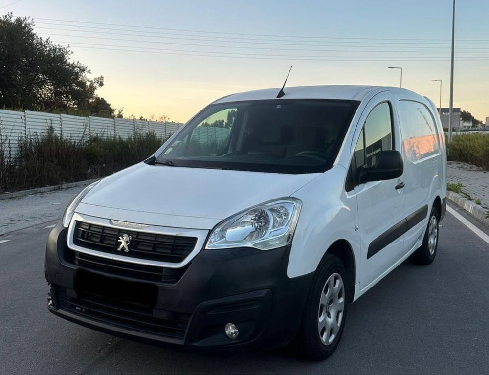 Peugeot Partner Longa 1.6 HDI - 3 Lugares