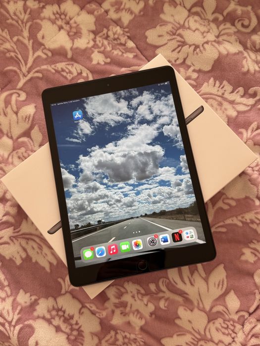 Vendo Ipad 7.ª Geração 32GB