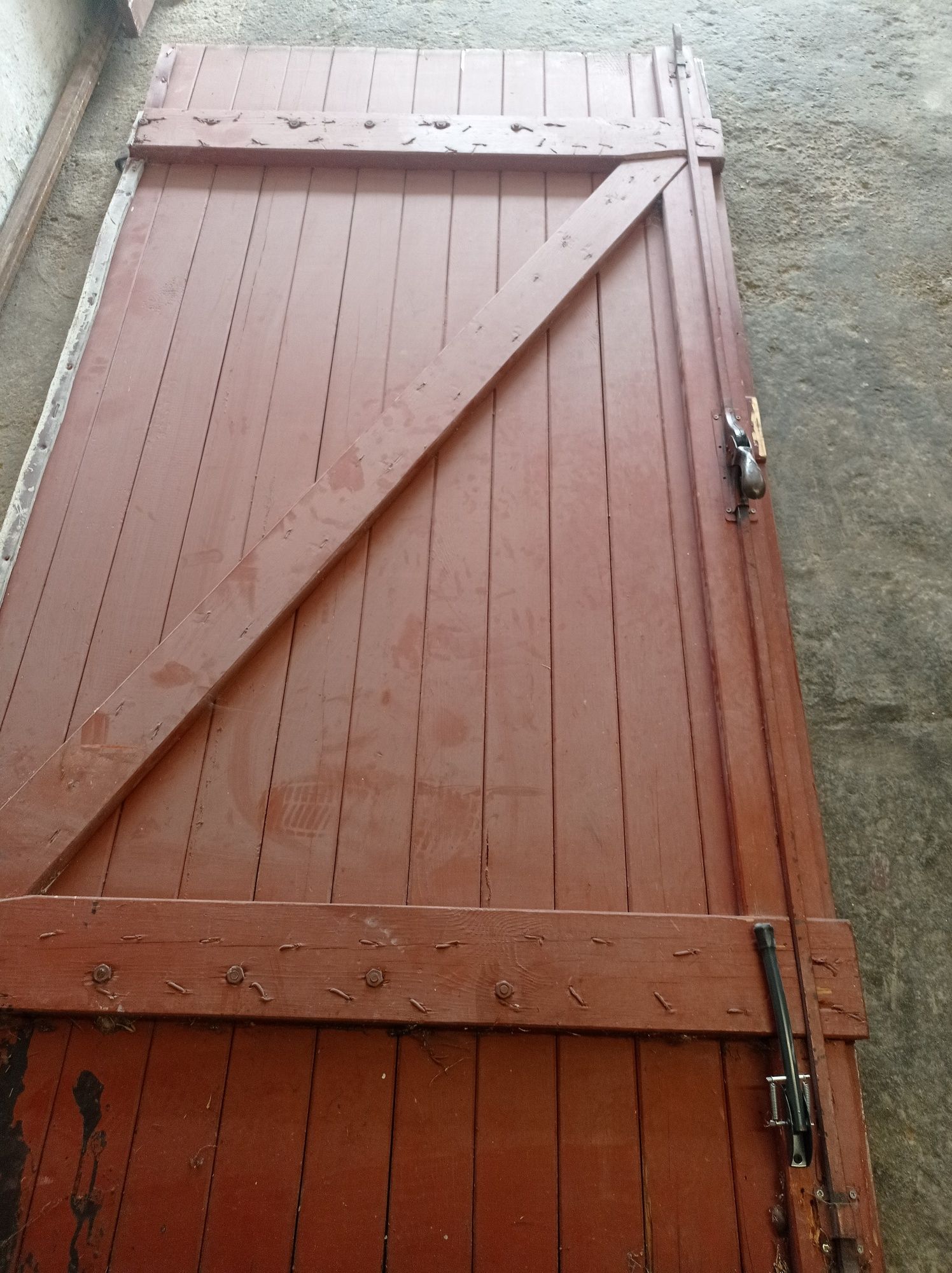 Drzwi drewniane garażowe