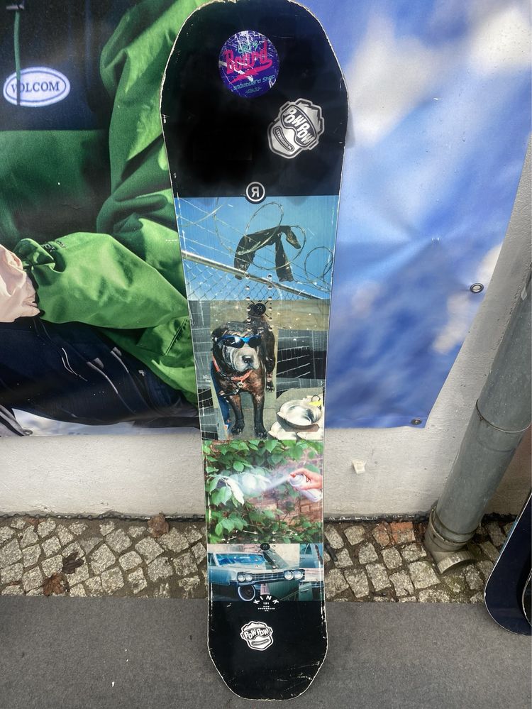 Deska snowboardowa Ride Kink 151