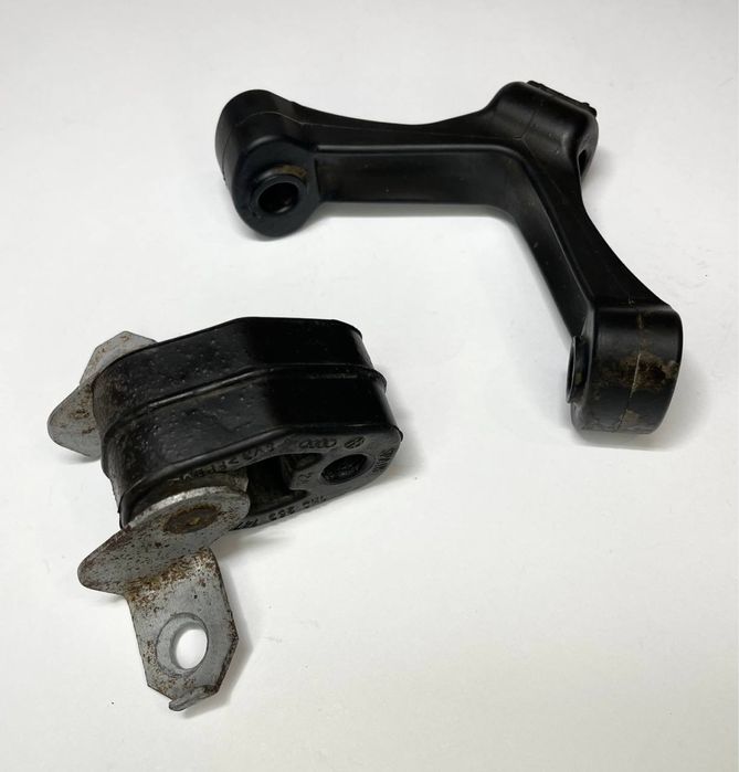 Кріплення, подушка, кронштейн, опора глушника VAG VW, Skoda, Seat