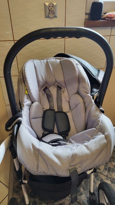 Nosidełka i wozek od narodzin