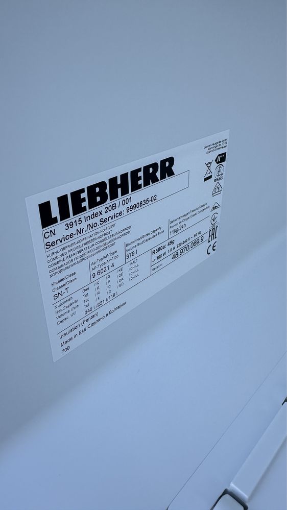 2 метри!Холодильник Liebherr CN3915
