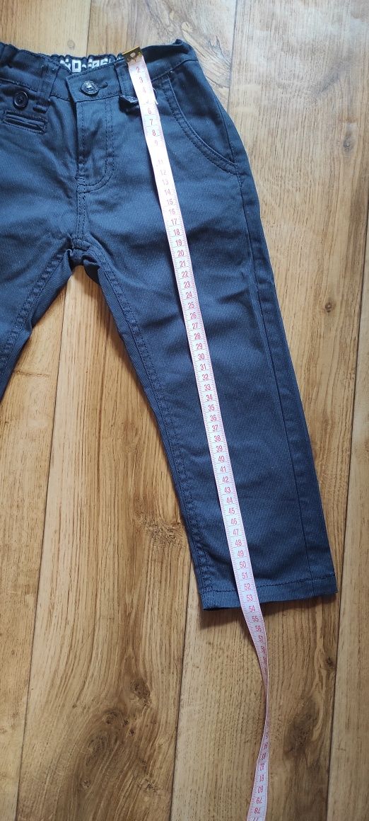 Продам детские модные брюки штаны в идеальном состоянии на 92-98см 2-3