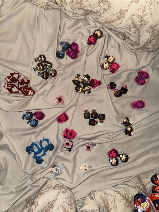 figurki kinder joy stranger things funko pop