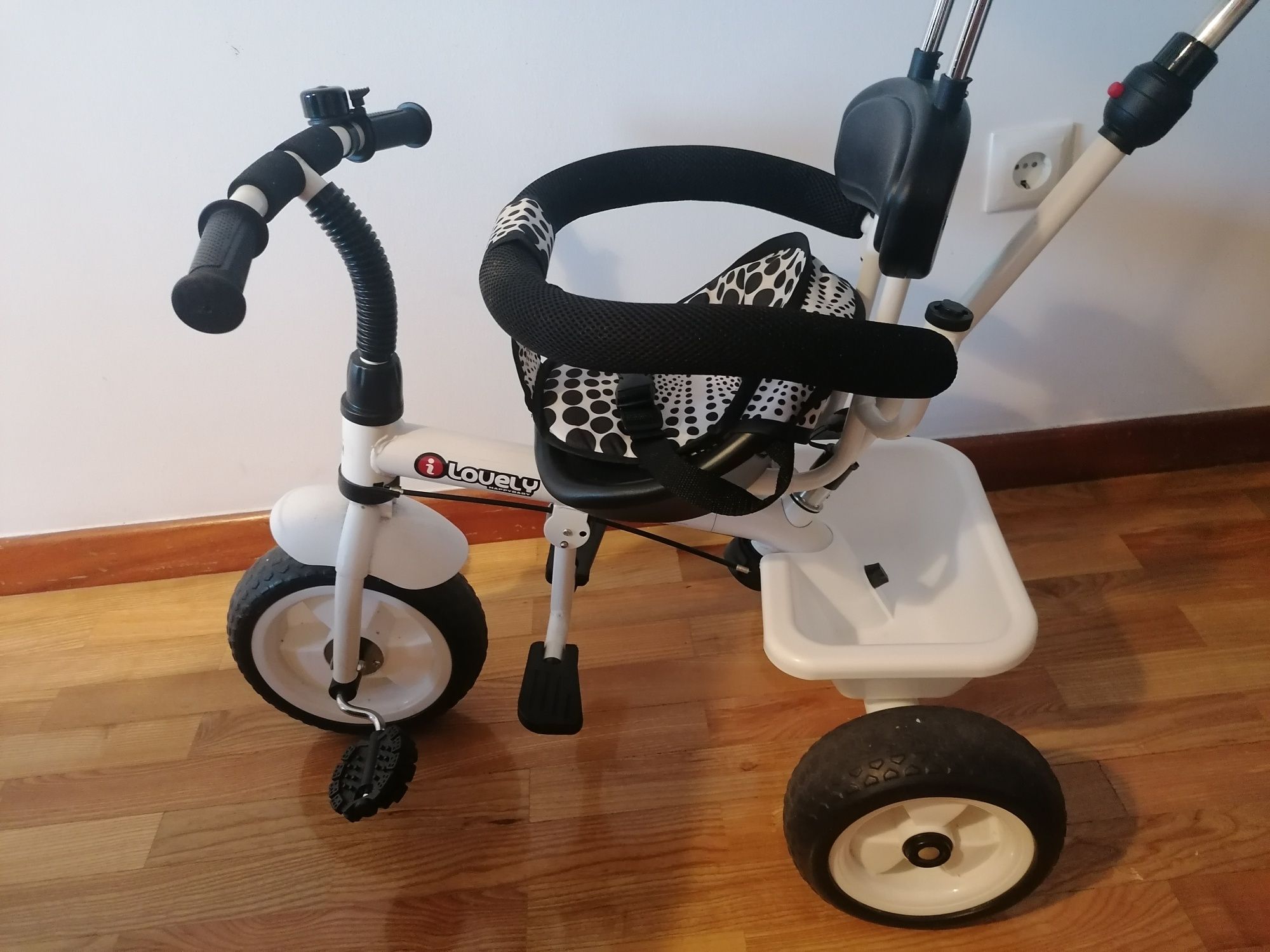 HOMCOM Triciclo para Crianças com Capô Removível e Dobrável 103x47x101