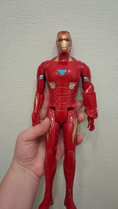 Залізна людина фігура 30см