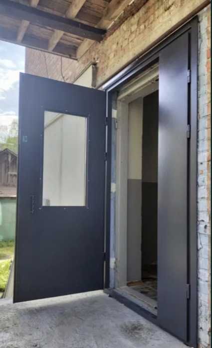 Технічні металеві вхідні двері серія техно Метал з ДСП Від виробника