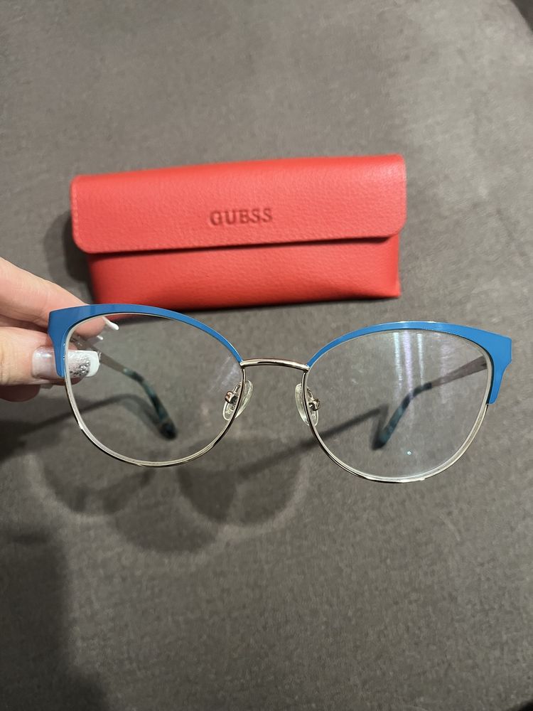 Okulary korekcyjne oprawki Guess kocie oko