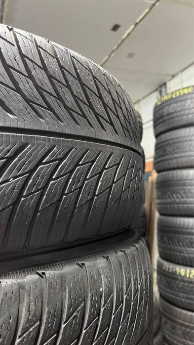 Комплект зимової гуми 215/50/18 Michelin