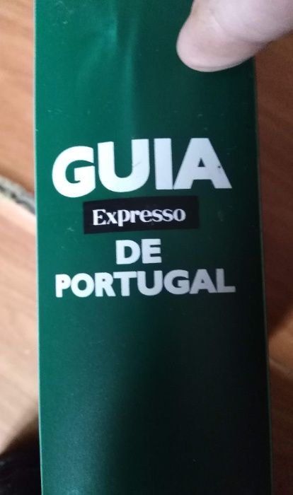 Guia Expresso das Cidades e Vilas de Portugal e Portugal