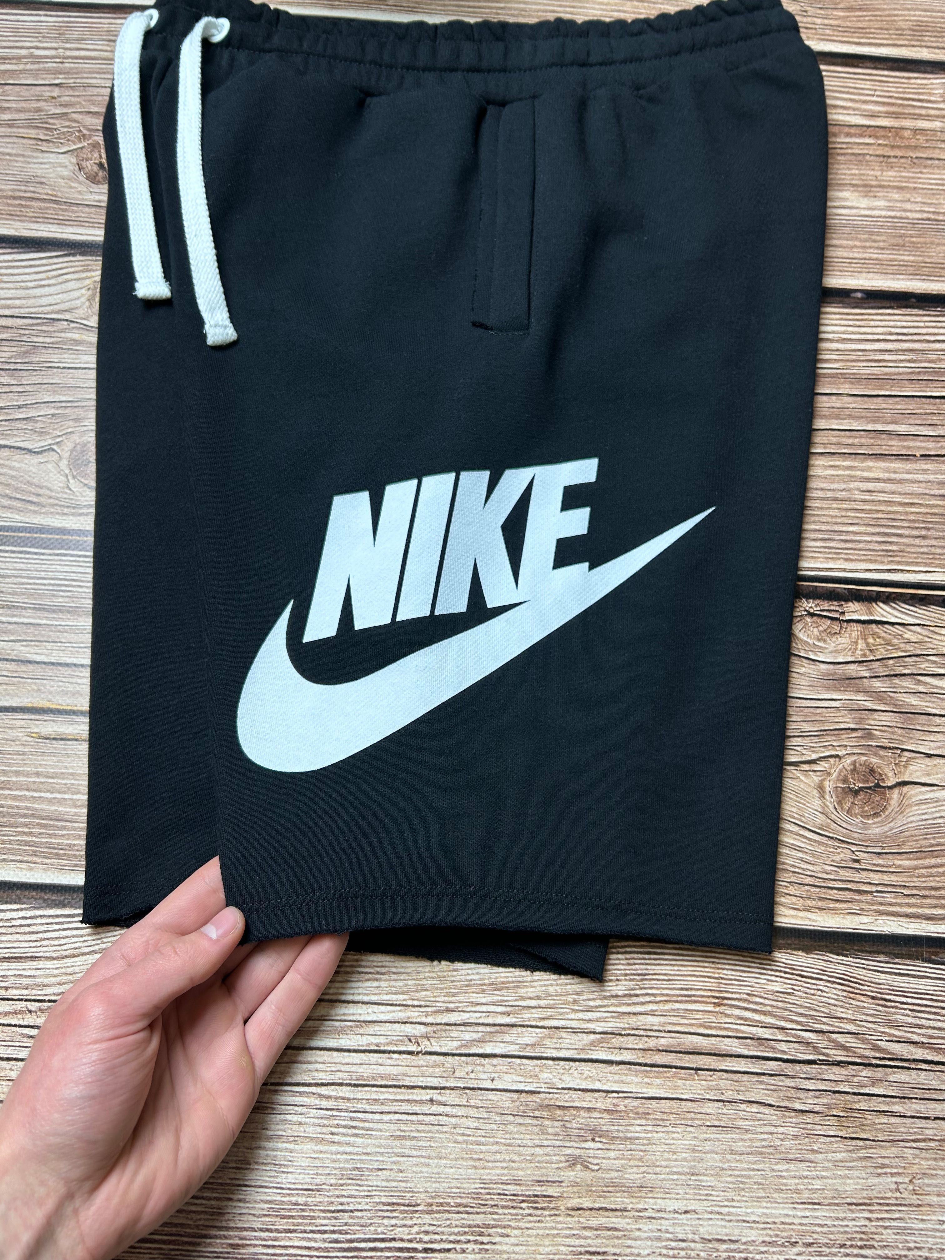 Шорти Nike Club alumni шорты найк биг свуш