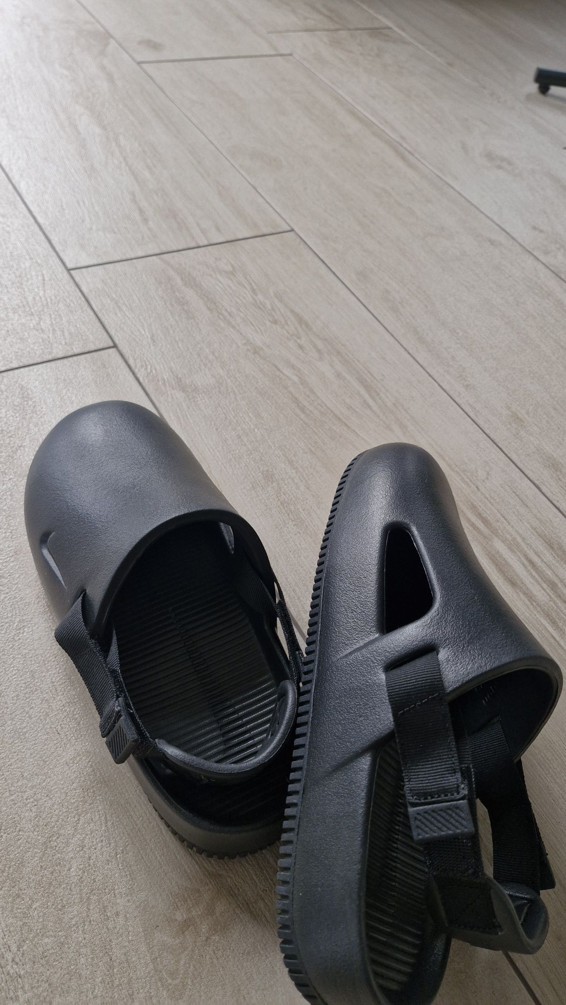 Шльопанці NIKE,  42р , нові