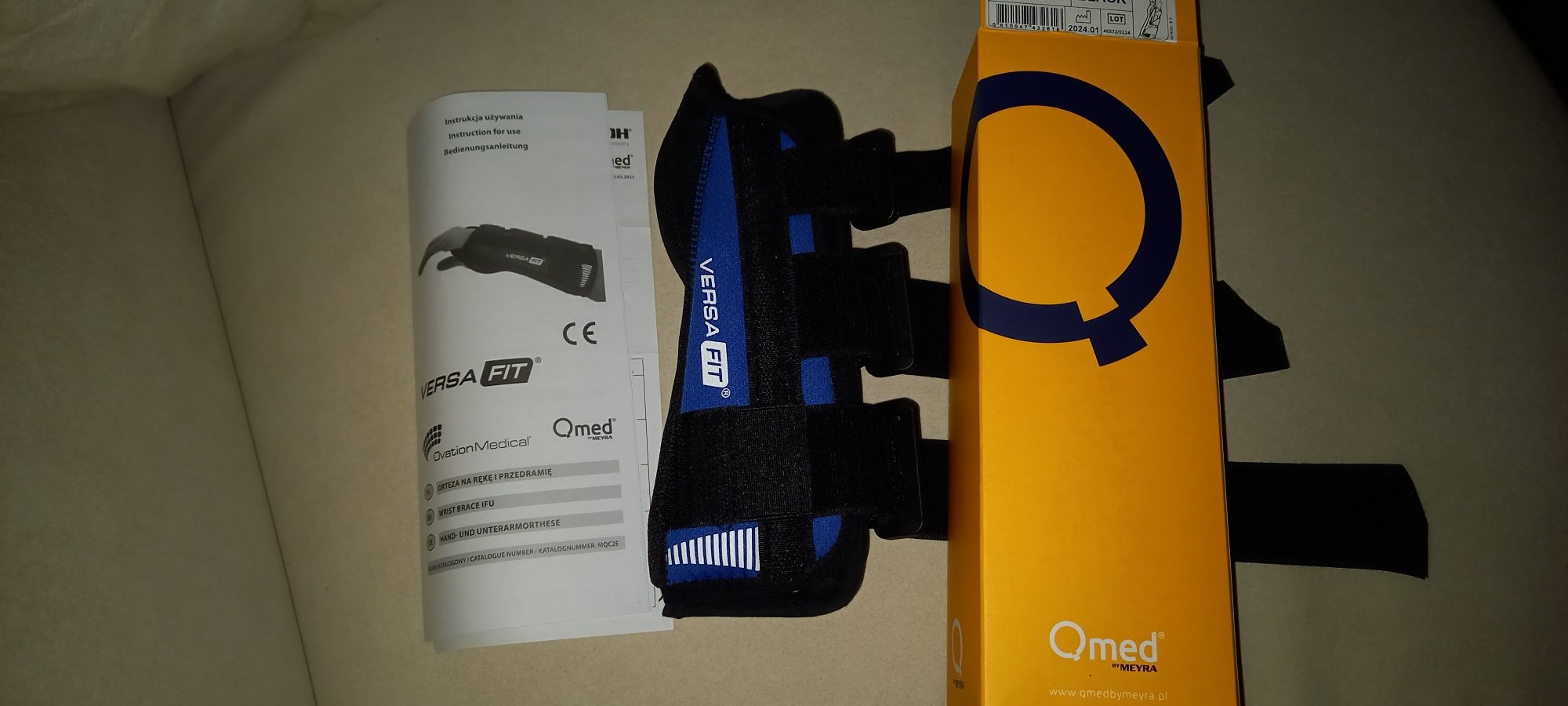 Orteza QMED VERSA FIT na rękę i przedramię, lewa, STANDARD (11-24 cm)