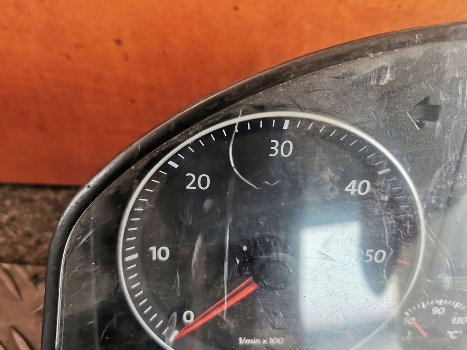 vw golf v 5 tdi licznik 1k0920861b