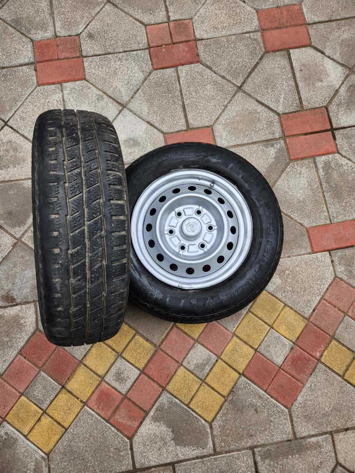 Зимова гума 195/70/15C на дисках-2 шт Bridgestone
1700 грн. / за 1 шт.