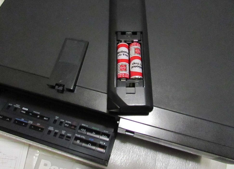 Видеомагнитофон Panasonic J35. Made in Japan. Супервинтаж 80х.