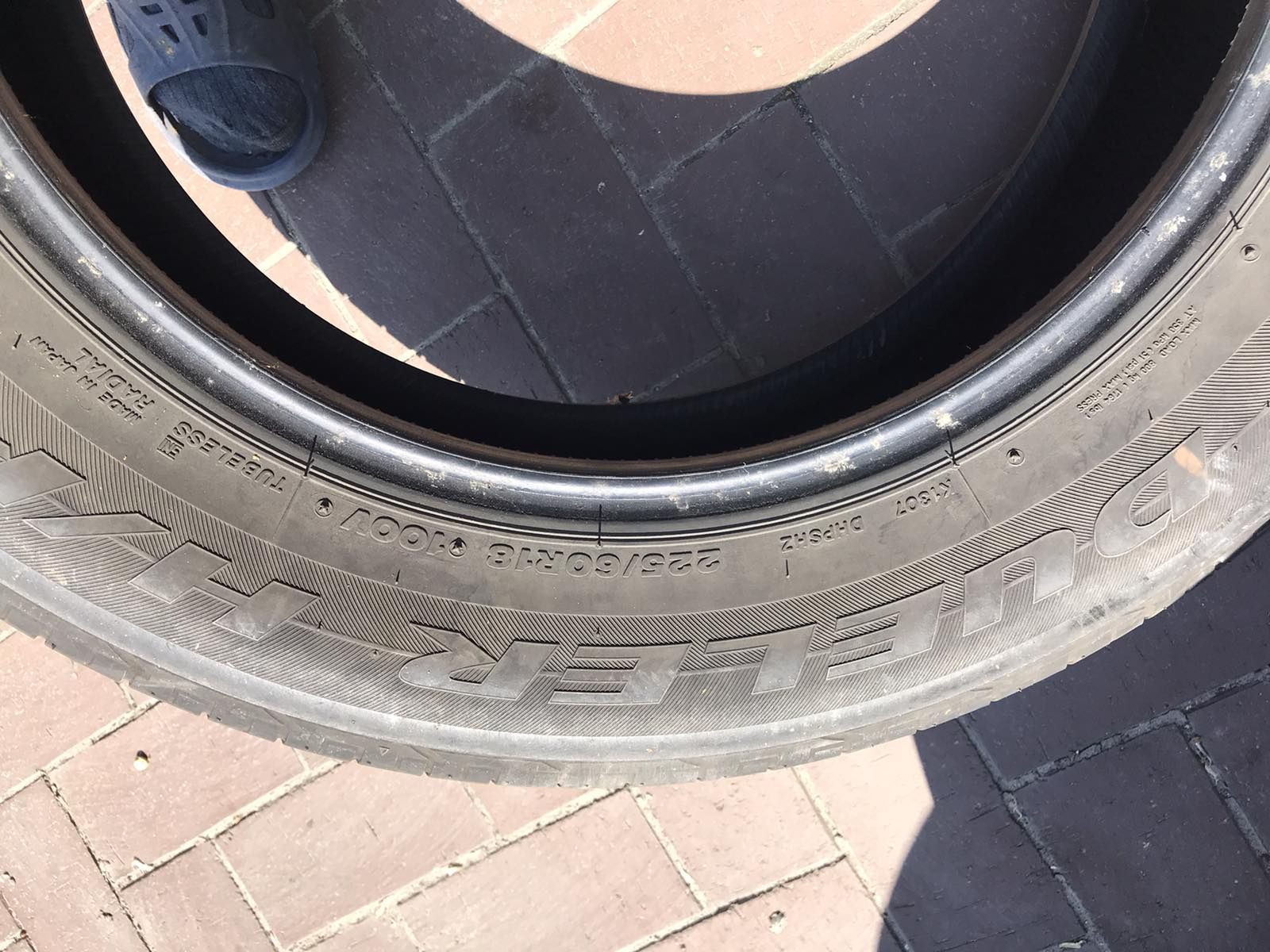 Шины Bridgestone 225/60 R18 100 V