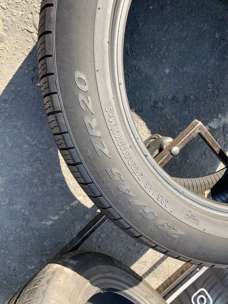 Шини 295/45 ZR20 Pirelli літо 2022 рік 6/6,5 мм RunFlat