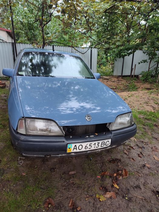 Опель омега. А. універсал