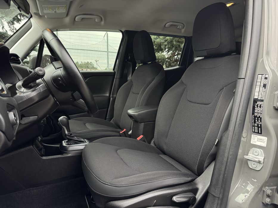 Jeep Renegade 2020 року 2.4 бензин автомат передній привід 79т.км.