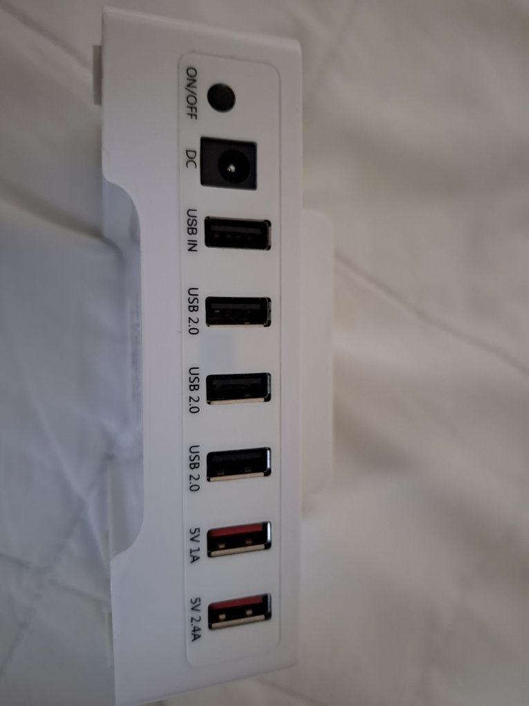 Stacja ładująca USB