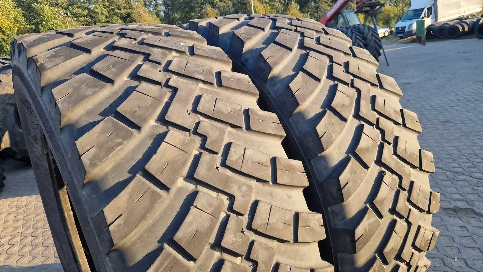 650/65r42 650/65-42, 620/70r42 Nokian Tri2 BKT bez napraw 2018 LKT