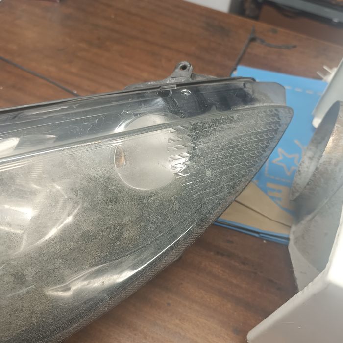 Faróis ópticas óticas ford fiesta mk7 2010