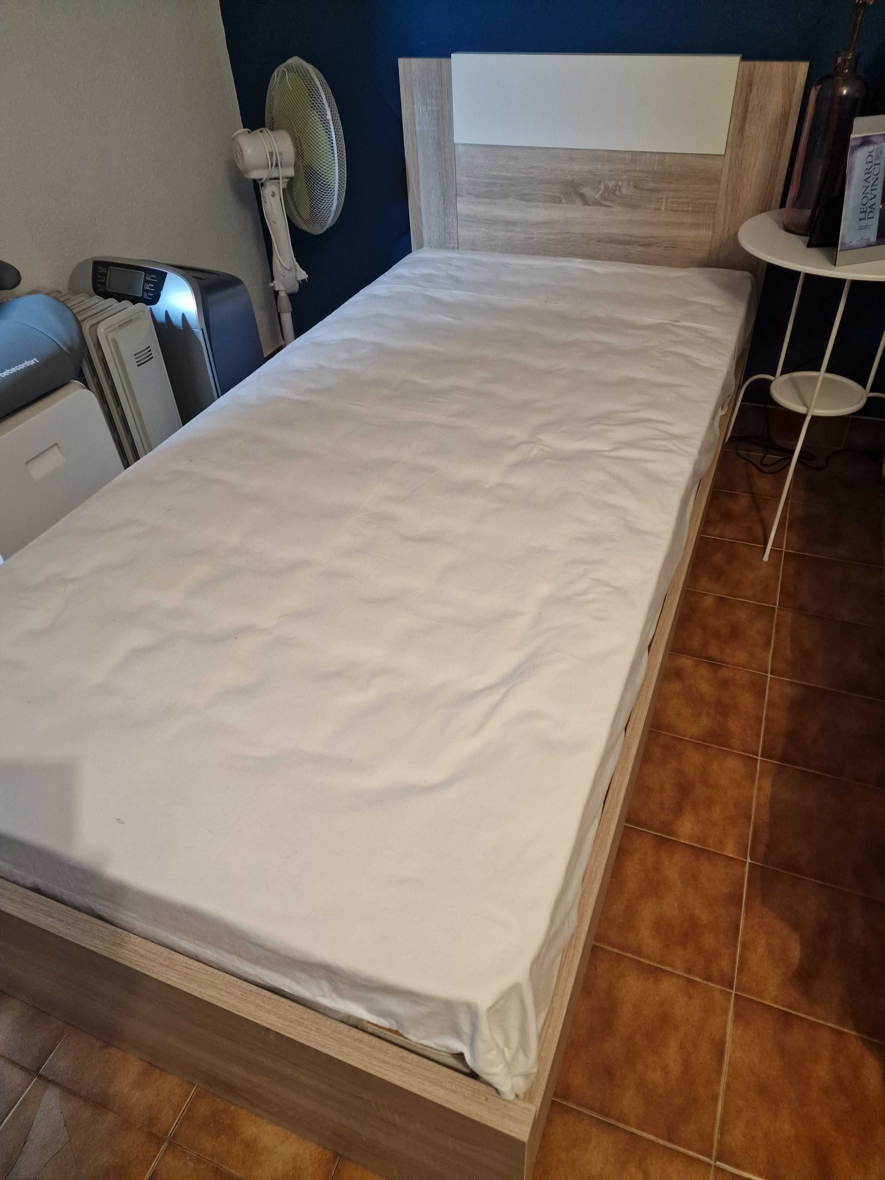 Cama de Solteiro com Colchão (NOVA)